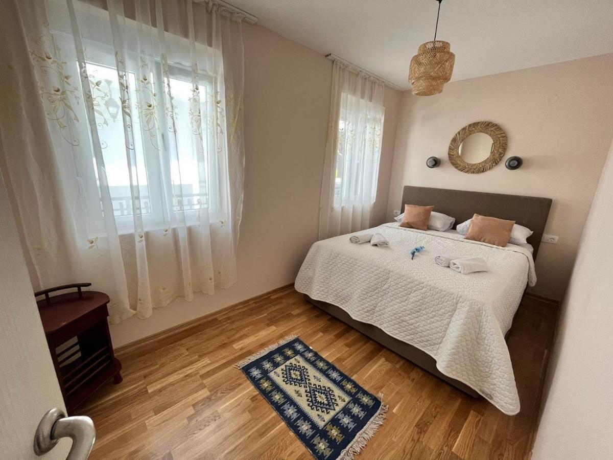 Fortunella Apartments Herceg Novi Exterior foto