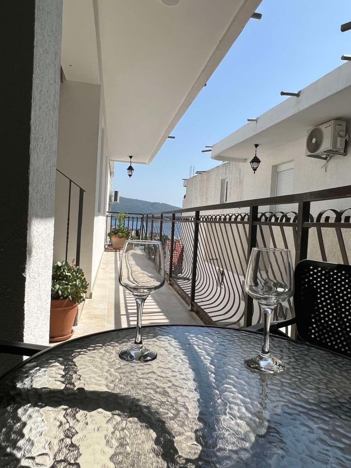 Fortunella Apartments Herceg Novi Exterior foto